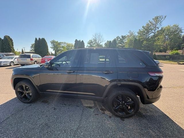jeep grand cherokee 2023 1C4RJHBG4PC529411 image jeep grand cherokee 2023 1C4RJHBG4PC529411 image